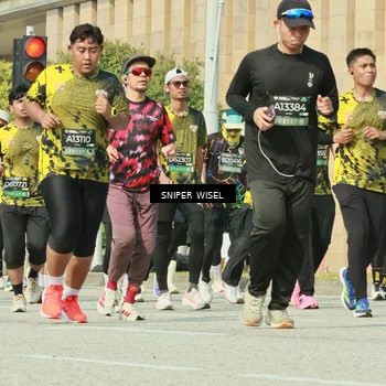 Runner Photo 6160077