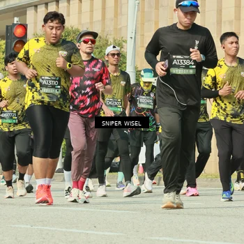 Runner Photo 6160079