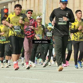 Runner Photo 6160087
