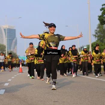 Runner Photo 6160092