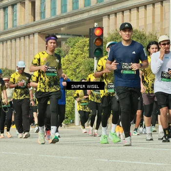 Runner Photo 6160101