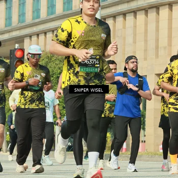 Runner Photo 6160108