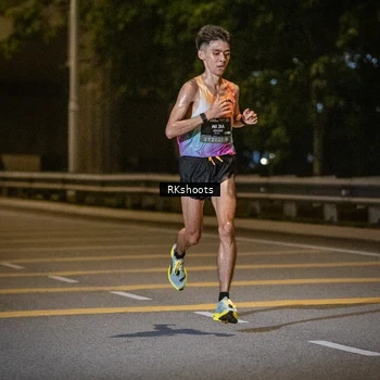 Runner Photo 6160146