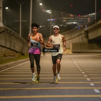 Runner Photo 6160154
