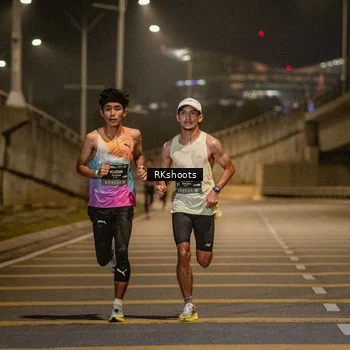 Runner Photo 6160157
