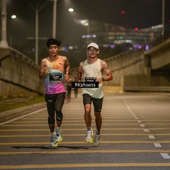 Runner Photo 6160170