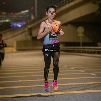 Runner Photo 6160174