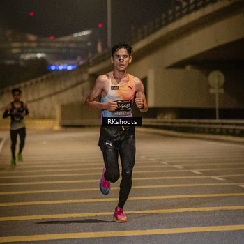 Runner Photo 6160182
