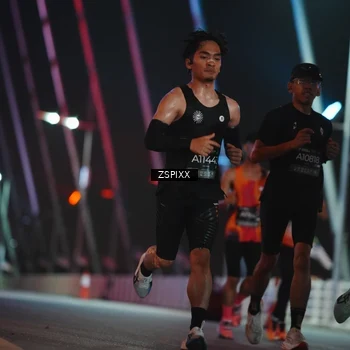 Runner Photo 6160203