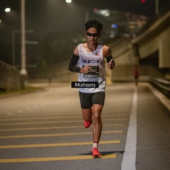 Runner Photo 6160247