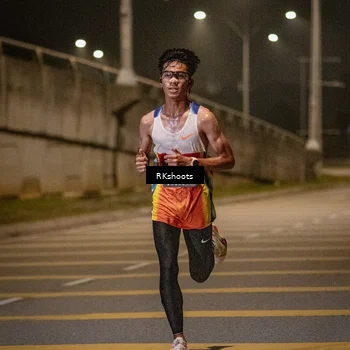 Runner Photo 6160282