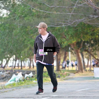 Runner Photo 6160342