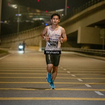 Runner Photo 6160375