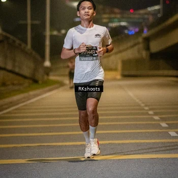 Runner Photo 6160472