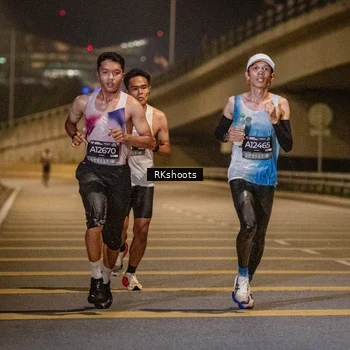 Runner Photo 6160474