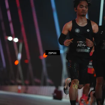 Runner Photo 6160486