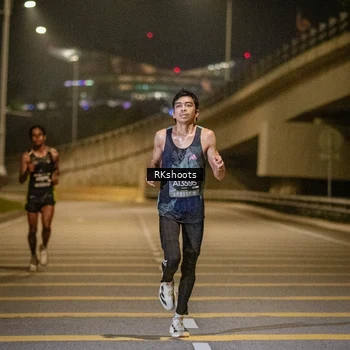 Runner Photo 6160658