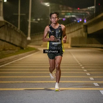 Runner Photo 6160670