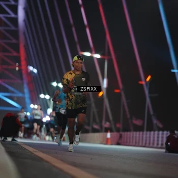 Runner Photo 6160713