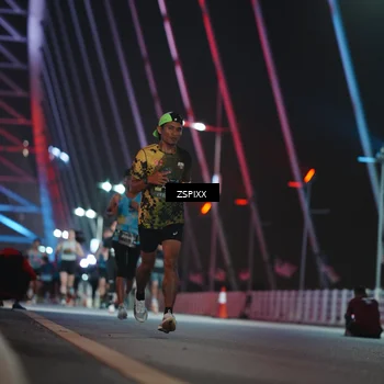 Runner Photo 6160742