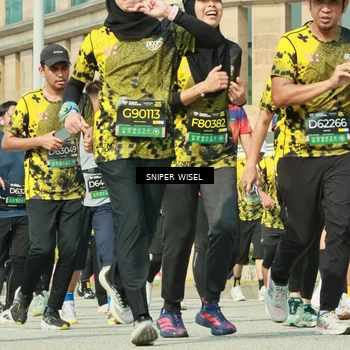 Runner Photo 6160747