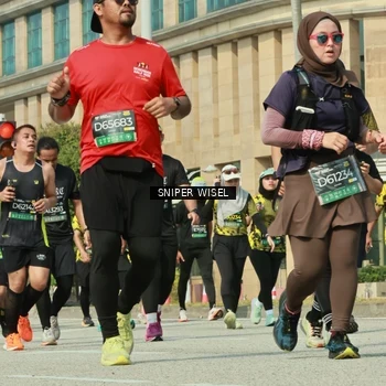 Runner Photo 6160804