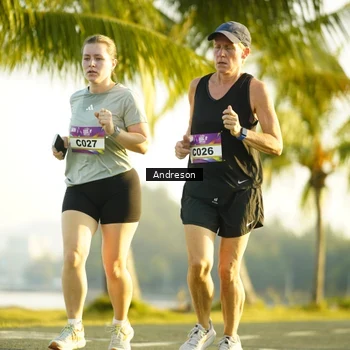 Runner Photo 6160853