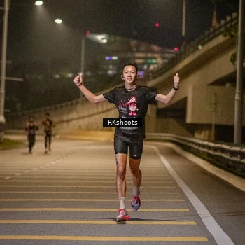 Runner Photo 6160910