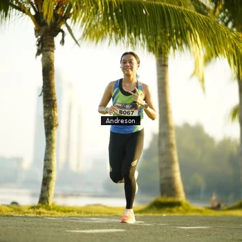 Runner Photo 6160912