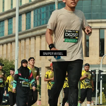 Runner Photo 6160924