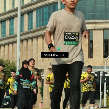 Runner Photo 6160925