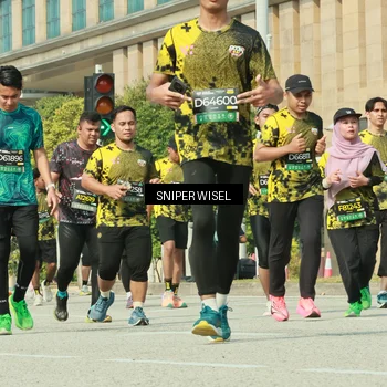 Runner Photo 6161060
