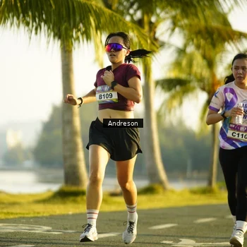 Runner Photo 6161122