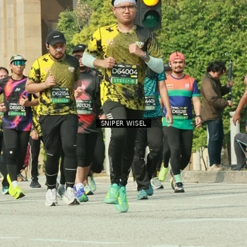 Runner Photo 6161133