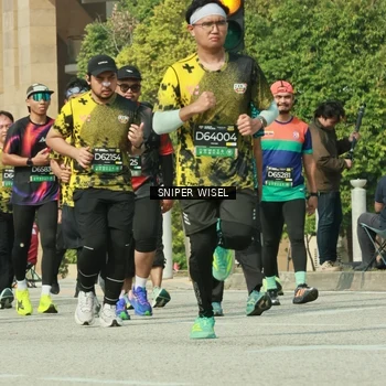 Runner Photo 6161159