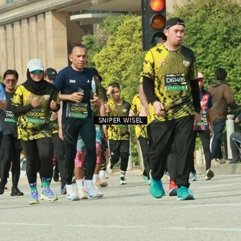 Runner Photo 6161205