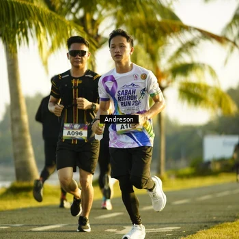 Runner Photo 6161212