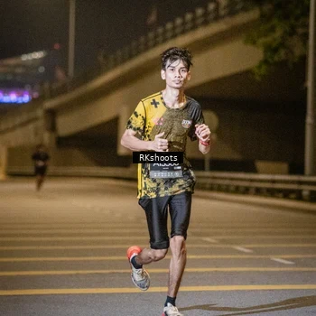 Runner Photo 6161213