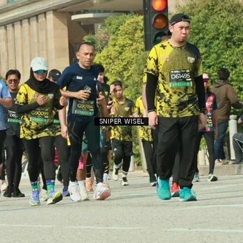 Runner Photo 6161226