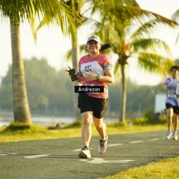 Runner Photo 6161259