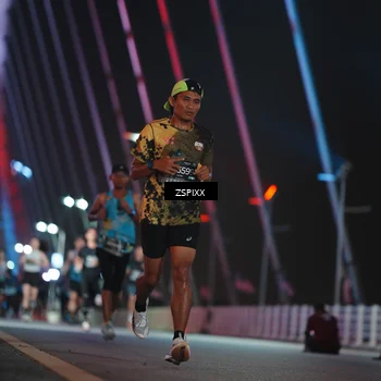 Runner Photo 6161277