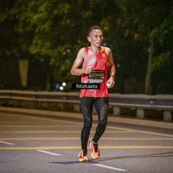 Runner Photo 6161291