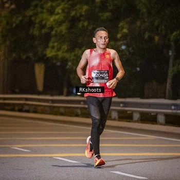 Runner Photo 6161313