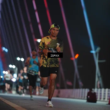 Runner Photo 6161322