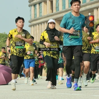 Runner Photo 6161347