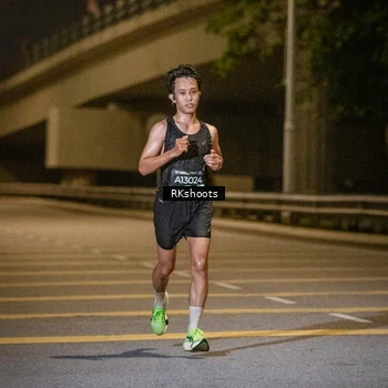 Runner Photo 6161351
