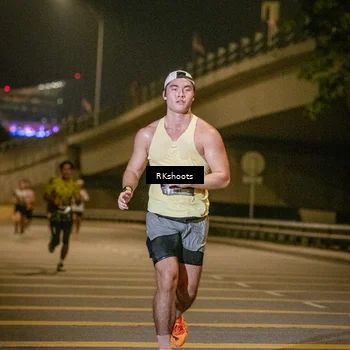 Runner Photo 6161391