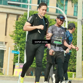 Runner Photo 6161399