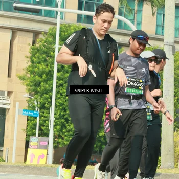 Runner Photo 6161400