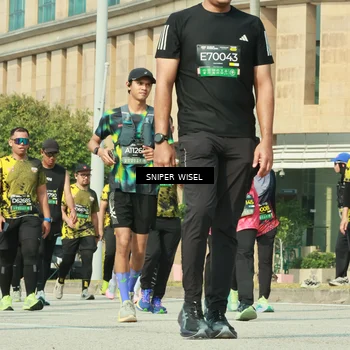 Runner Photo 6161472